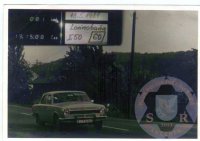 fotografia zo zamerania prekročenia rýchlosti vozidla Volga 24 v obci Lovinobaňa, okr. Lučenec dňa 18.5.1981 /originál fotografia zhotovená prístrojom RADAR/