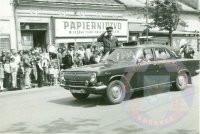 kpt. Ján Húdzik v sprievode na oslavách 1. mája v Lučenci
