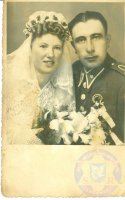 svadobná fotografia Michala Bidelnicu s manželkou Annou Bidelnicovou, rod. Hanúskovou dňa 14-7.1942